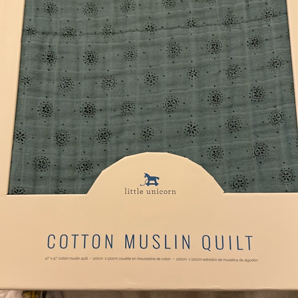 Little Unicorn Wallflower quilt. New, in box!